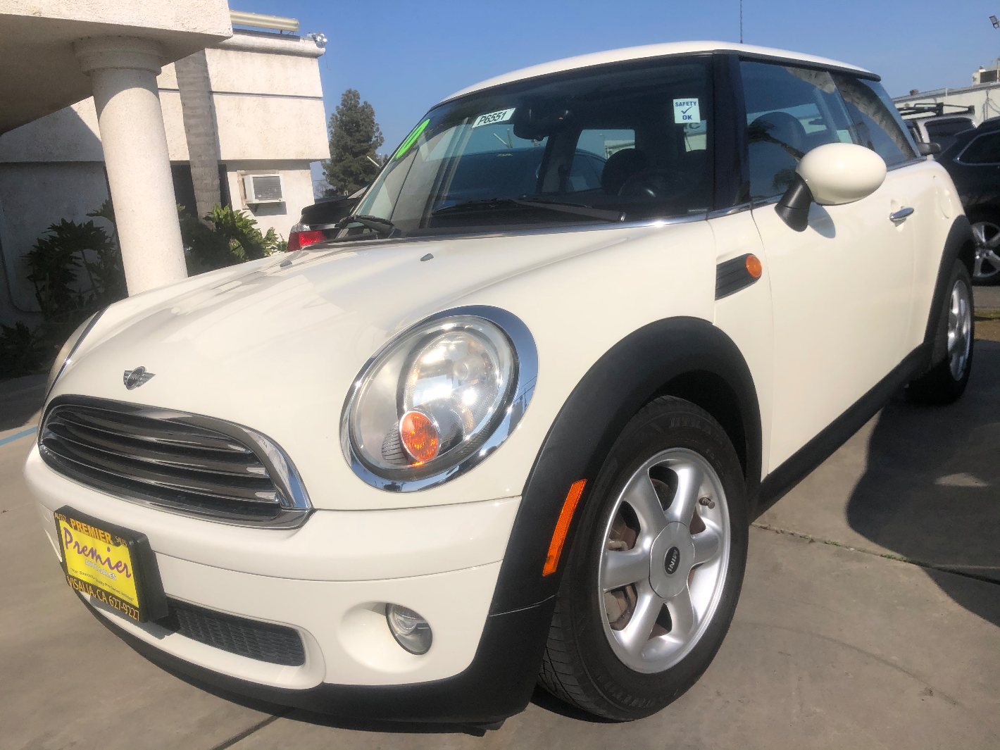 2010 MINI Cooper Hardtop at Premier Auto Visalia