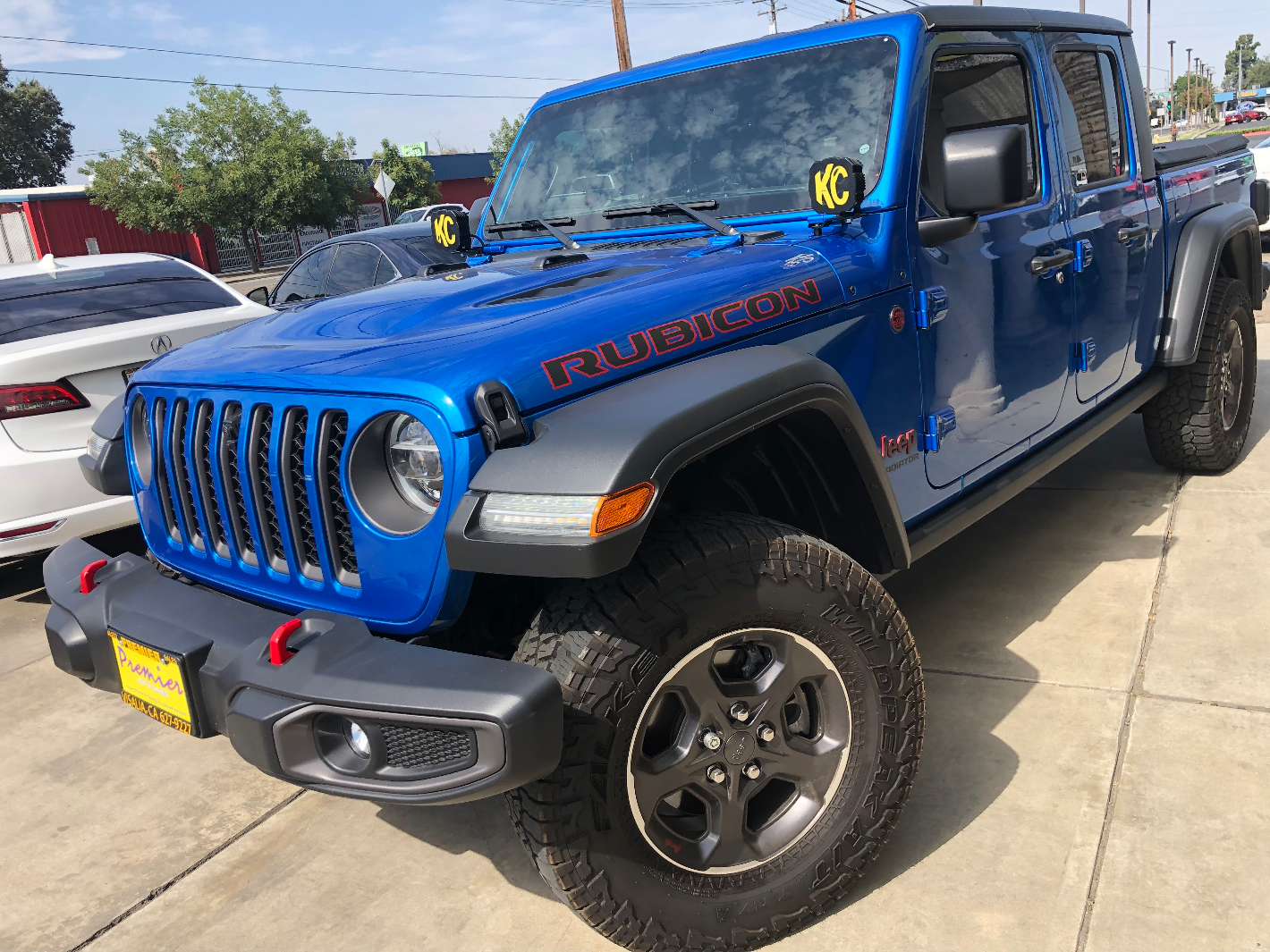 2021 JEEP Gladiator Rubicon Crew Cab 4WD At Premier Auto Visalia