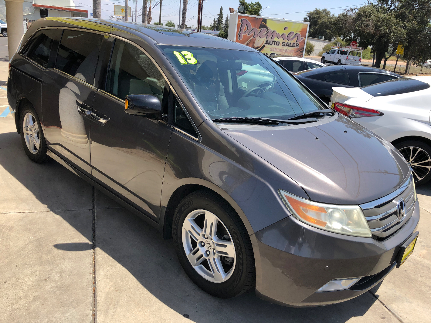 2013 HONDA Odyssey Touring ELITE Wagon at Premier Auto Visalia
