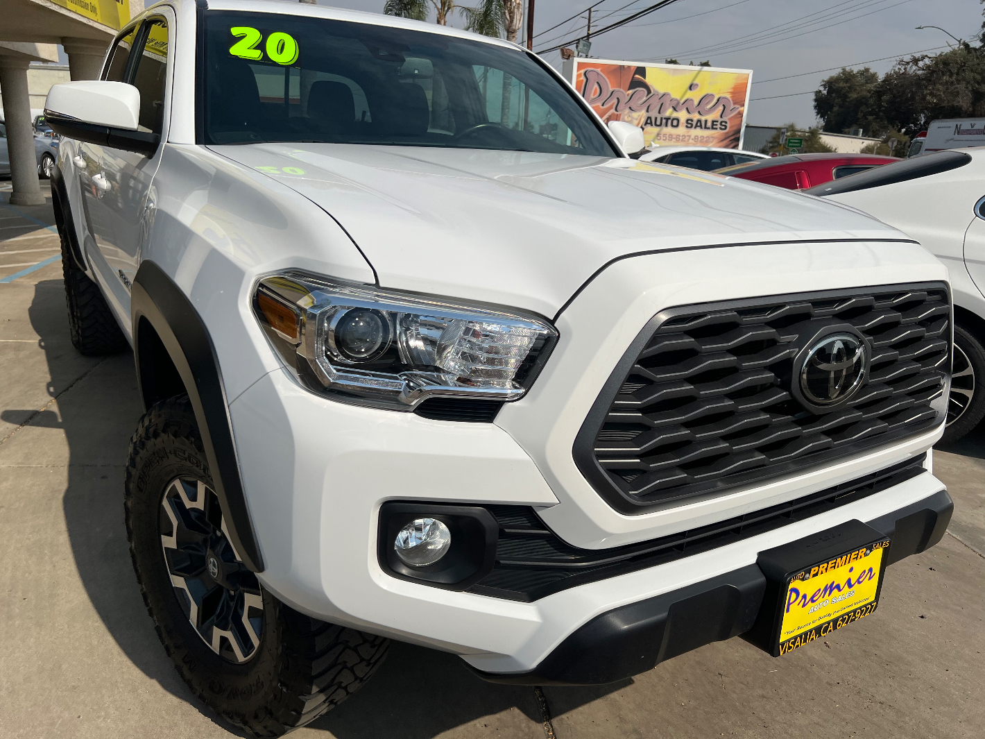 2020 TOYOTA Tacoma DBL Cab 4WD TRD Off Road At Premier Auto Visalia