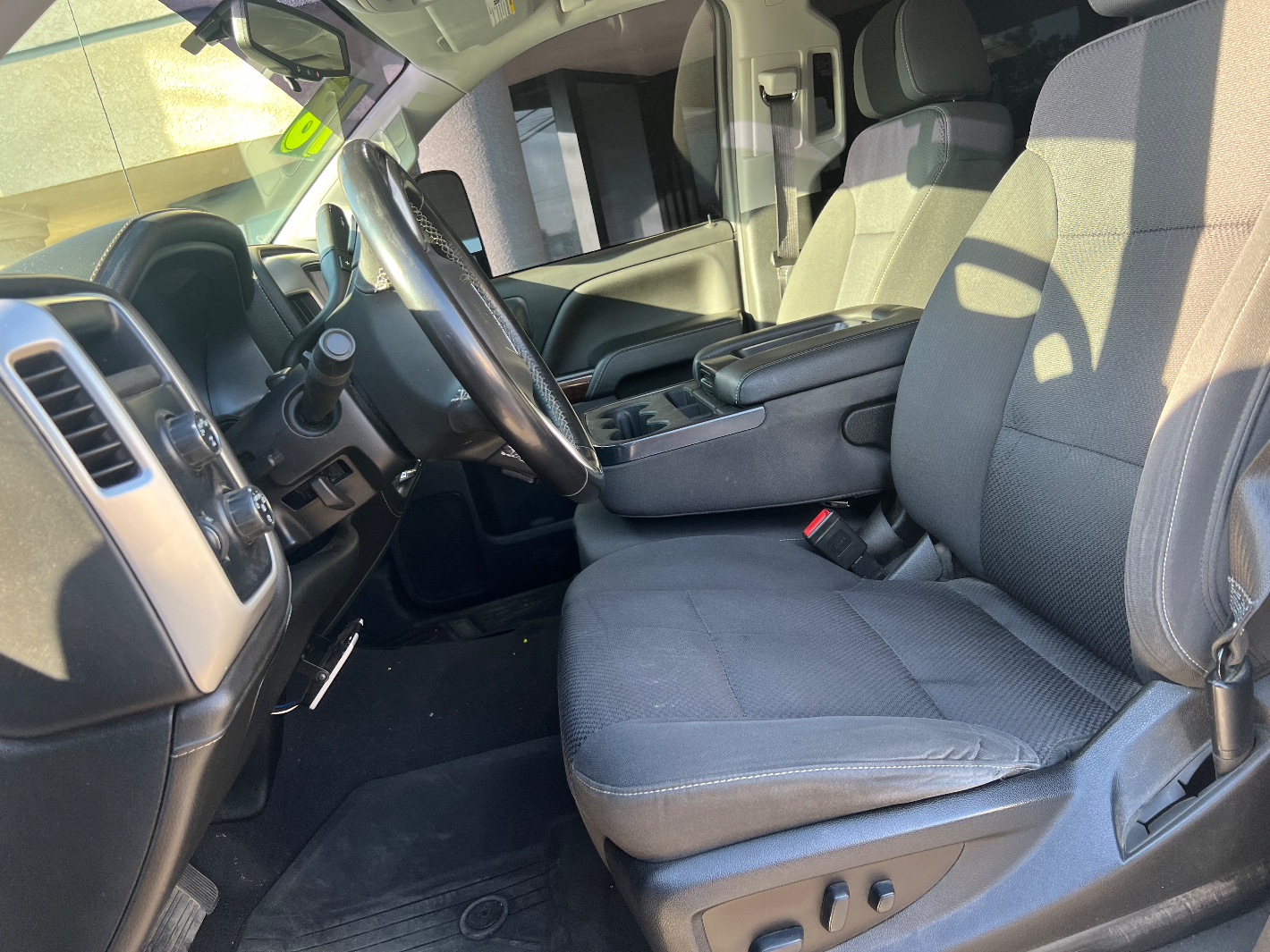 2018 GMC Sierra SLE 1500 Crew Cab Z-71 4WD at Premier Auto Visalia